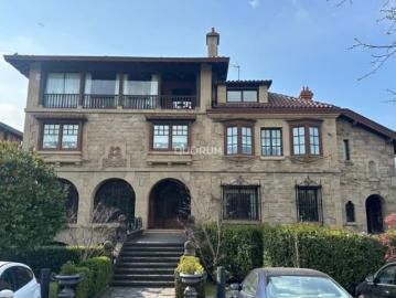 Zugatzarte Etorbidea, Artatza, Vizcaya, País Vasco