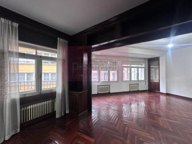 Piso Venta Lugo Capital, Paradai