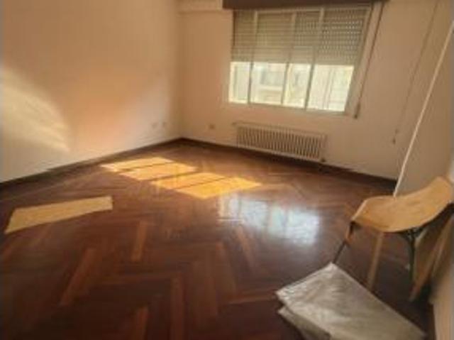 Piso Venta Lugo Capital, Paradai