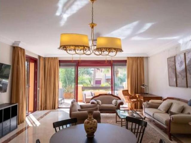 Piso Venta Luque, Marbella