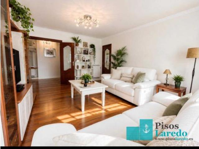 Piso Venta Laredo, Carlos V