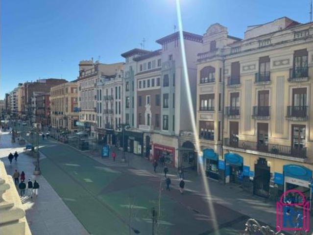 Piso Venta León Capital, Centro Ciudad