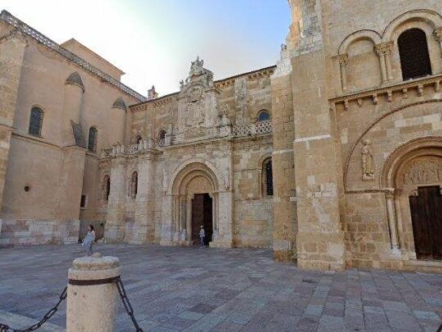 Piso Venta León Capital, La Vega Oteruelo