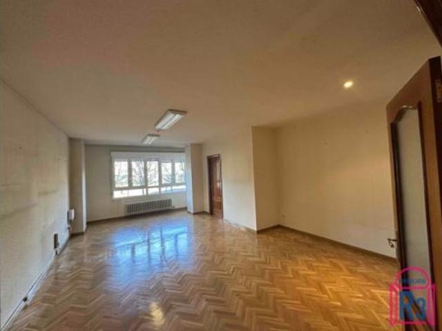 Piso Venta León Capital, La Chantría La Lastra