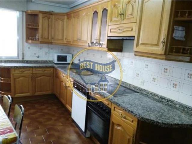 Piso Venta León Capital, San Esteban