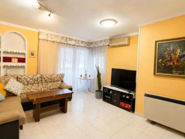 Piso Venta Parla, Reyes