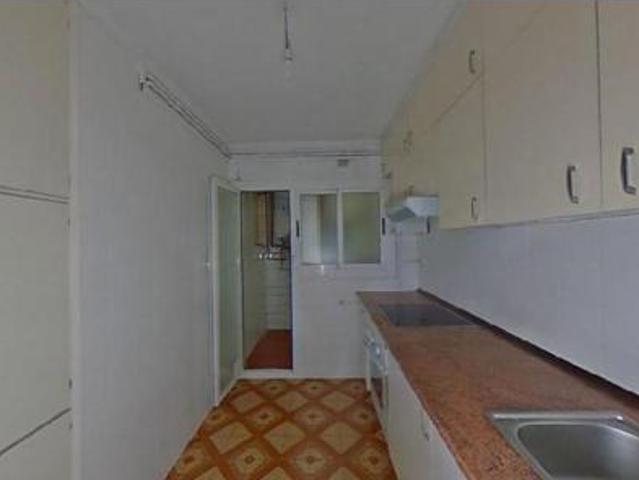 Piso Venta Rubí, Mercat