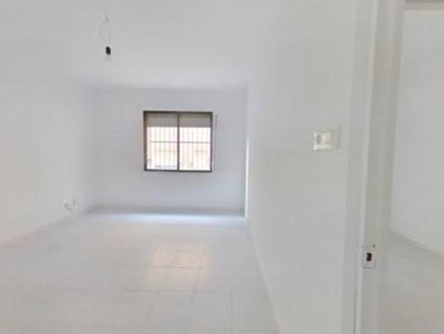 Piso Venta Rubí, Mercat