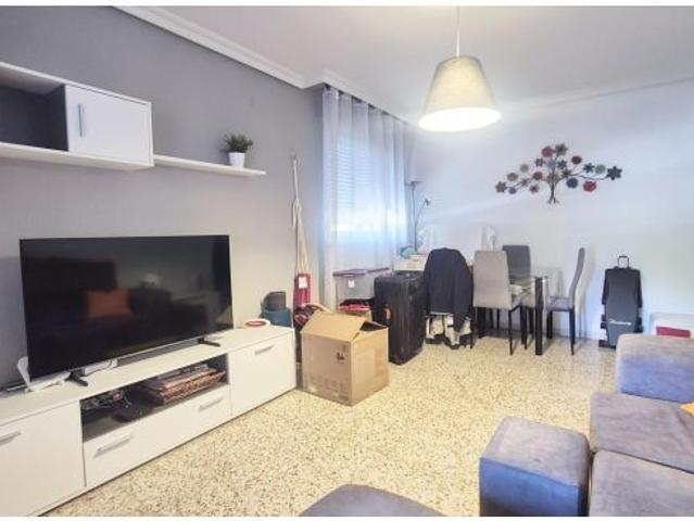 PISO VENTA SALAMANCA. Urbis te ofrece un piso en venta en la zona de Delicias, Salamanca