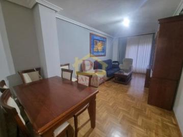 Piso en venta en Glorieta de los Repobladores - Ascensor