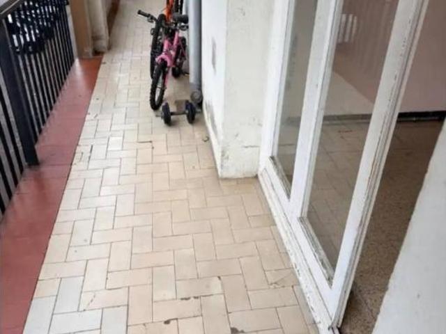 Piso Venta Salt, Veïnat