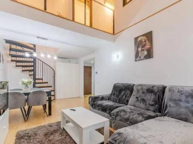 Piso Venta Salt, Veïnat