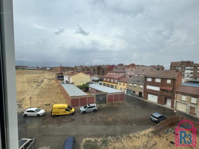 Piso Venta San Andrés del Rabanedo, Trobajo del Camino