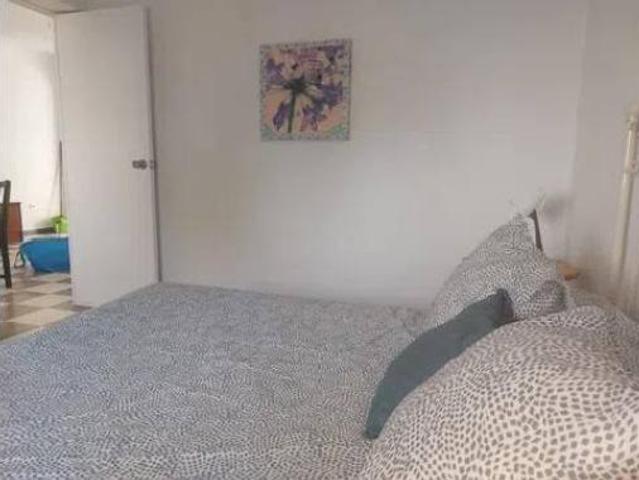 Piso Venta San Juan de Aznalfarache, Barrio Bajo