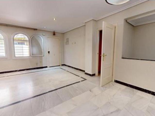 Piso Venta San Juan de Aznalfarache, Barrio Bajo