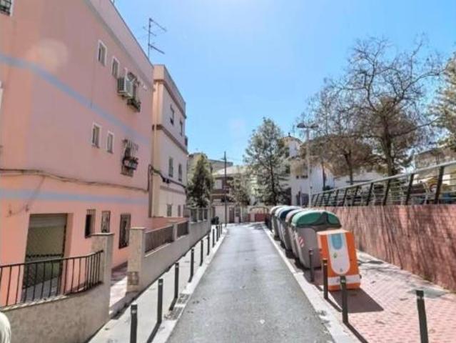 Piso Venta Santa Coloma de Gramenet, Fondo