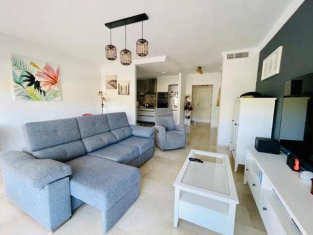 Piso Venta Torrox, Núcleo
