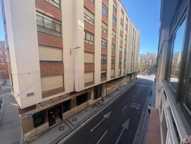 Piso Venta Valladolid Capital, Universidad