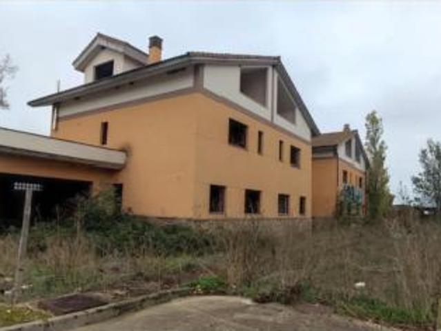 Piso Venta Vega de Infanzones, Villadesoto
