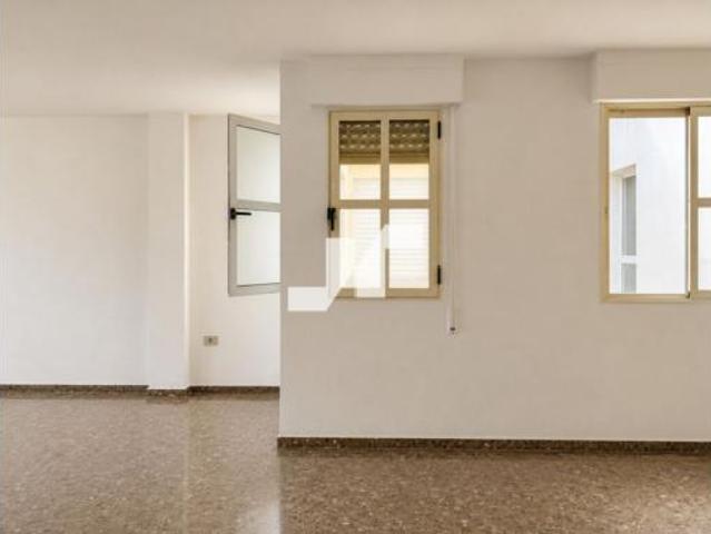 Piso Venta Vila real, Madrigal