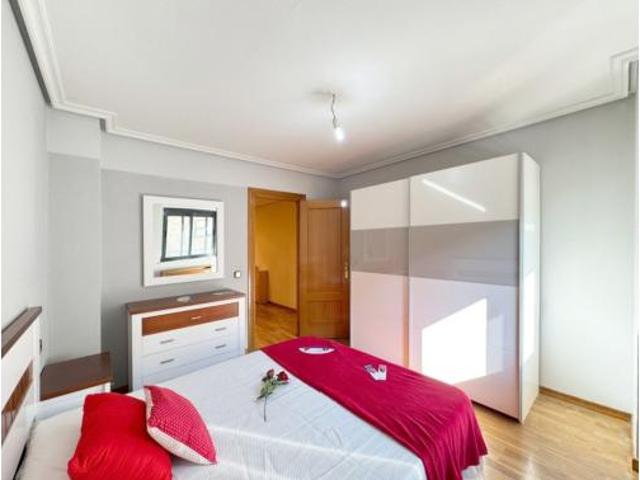 Piso Venta Villamayor, El Canto