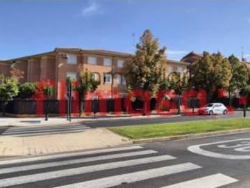 Piso en venta en Calle de las Carretas - Plaza aparcamiento