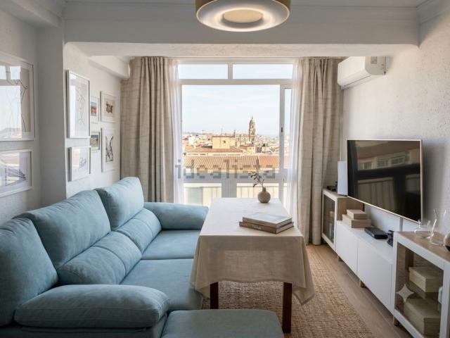 Piso, Victoria Eugenia, Málaga