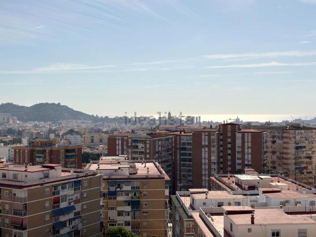 Piso, Victoria Eugenia, Málaga