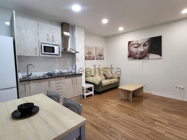 Piso, Victoria Eugenia, Málaga