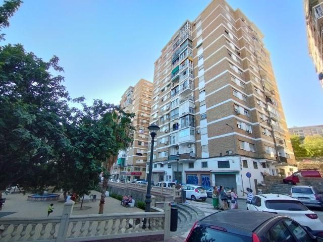Piso, Victoria Eugenia, Málaga