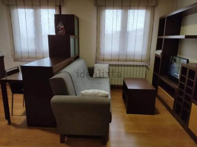 Piso, Vila de Cruces