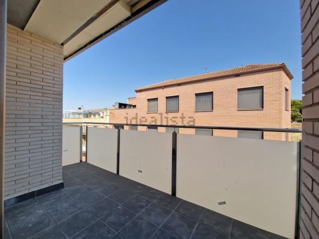 Piso, Vilanova del Camí