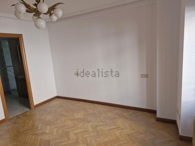 Piso, Zamora