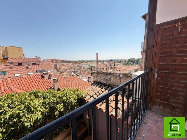 Piso, Zamora