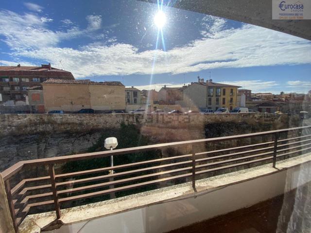 Piso, Zamora