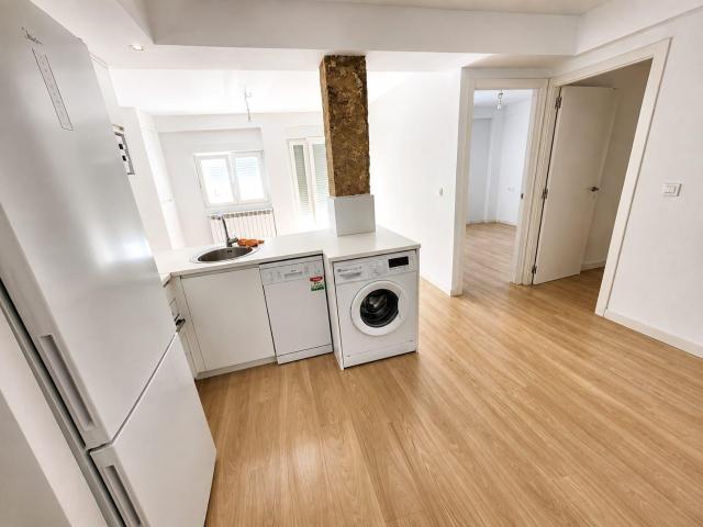 Piso Zaragoza Enlaces 800€ MES Ref. MC_042