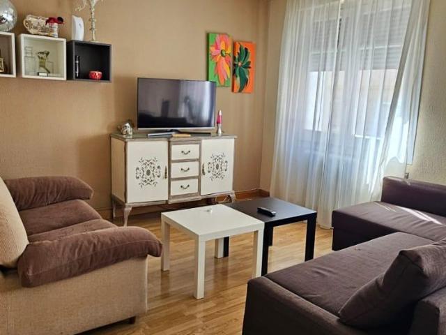 Piso Zaragoza Universidad San Francisco 900€ MES Ref. GR 033