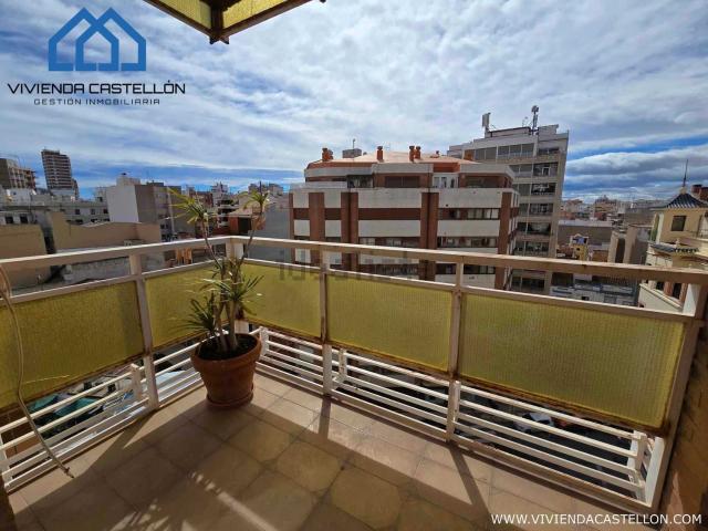 Piso, Zona Hospital Plaza del Real, Castellón de la Plana / Castello de la Plana