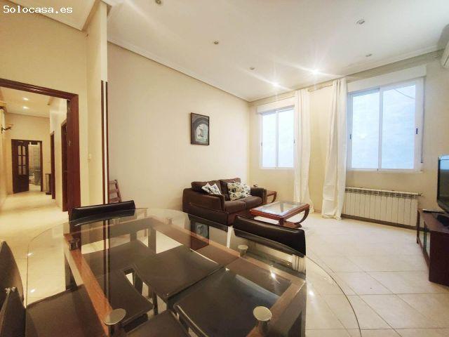 Piso zona Senado, dos habitaciones, salón amplio