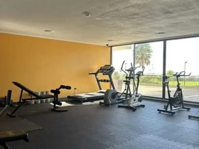 Piso 16 con vista despejada al mar, Reñaca | 2 dormitorios por 6350.00 en Viña del Mar