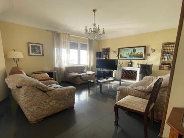 Piso 170 m² frente al mar y puerto – Explanada de España Alicante