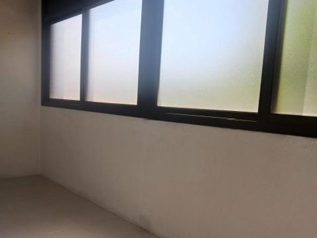 Piso 2hab, 1 baño, luminoso, garaje