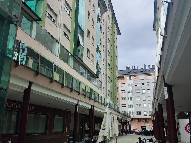 PISO 3 DORMITORIOS EN AV DE LA CORUÑA