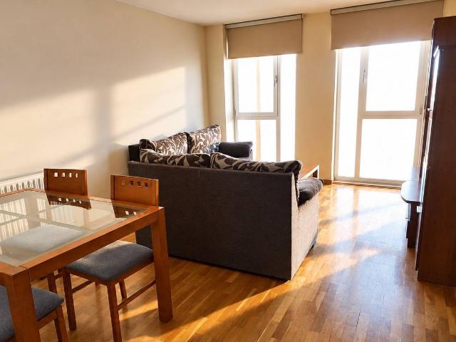 PISO 3 HABITACIONES AVENIDA DE LA CORUÑA 401