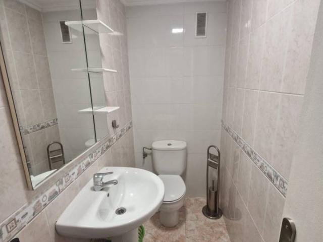 Piso 4 dormitorios zona calle Baleares