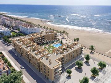 Pisos con Piscina en Primera Línea de Playa en Cubelles Barcelona