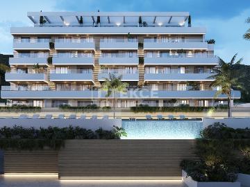 Pisos con Vistas Panorámicas y Ubicación Estratégica en Torremolinos