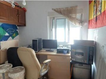 Pisos de 3 dormitorios en Torrelavega