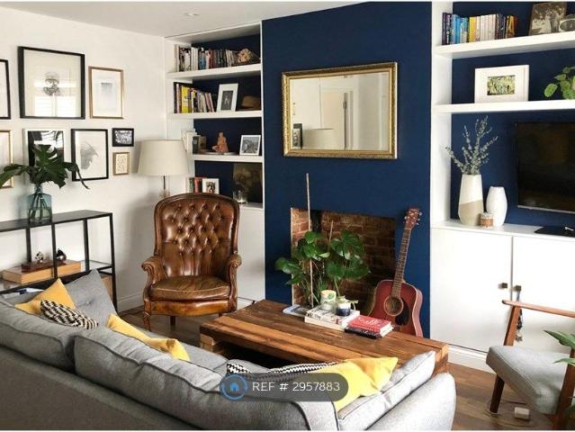 Pitt Crescent, London SW19, 3 bed terraced house to rent, £3,200 pcm | PrimeLocation