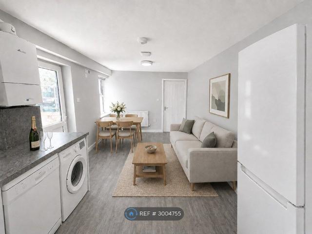Pitt Road, Bristol BS7, 4 bed flat to rent, £2,600 pcm | PrimeLocation